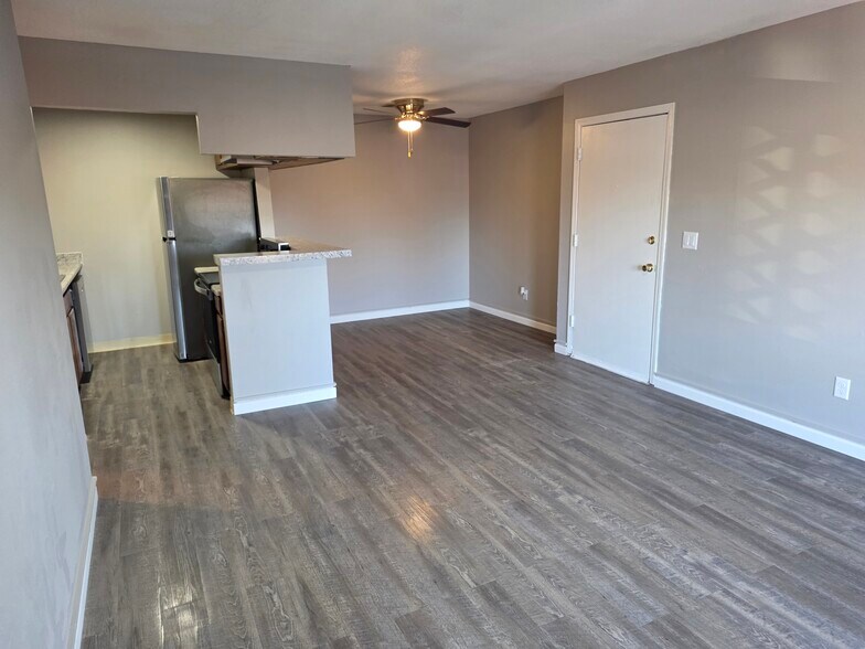 Building Photo - 1325 N Meridian Ave