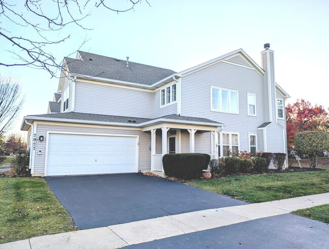 Primary Photo - 2927 Falling Waters Ln