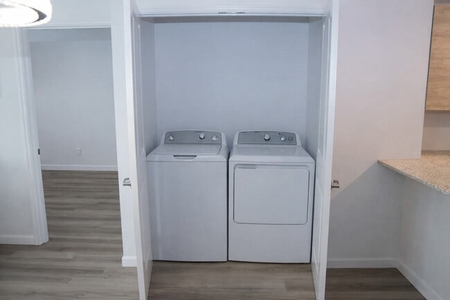 Building Photo - 1210 Southstation Pl