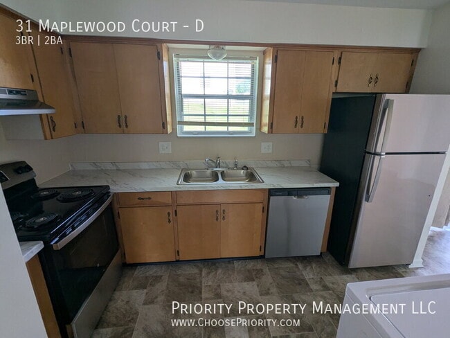 Building Photo - 31 Maplewood Ct