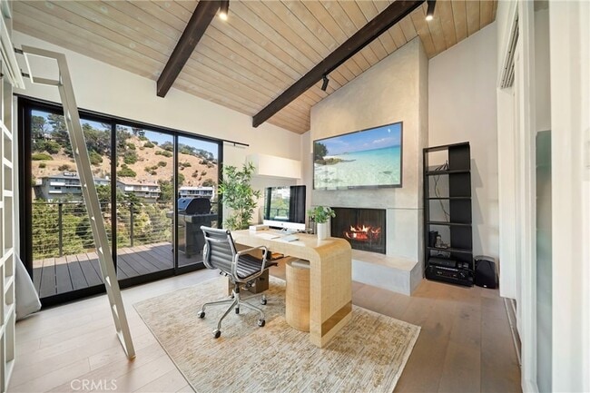 Building Photo - 2522 Zorada Dr