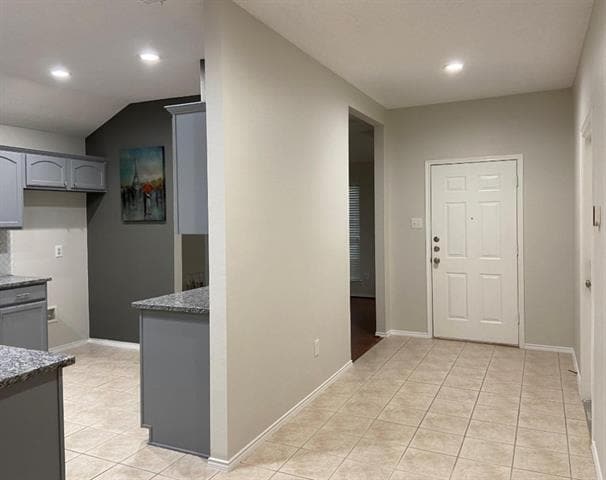 Building Photo - 9812 Fillmore Dr