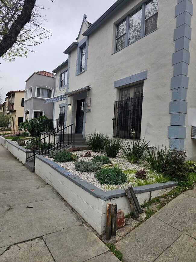 Building Photo - 6439 Orange Street