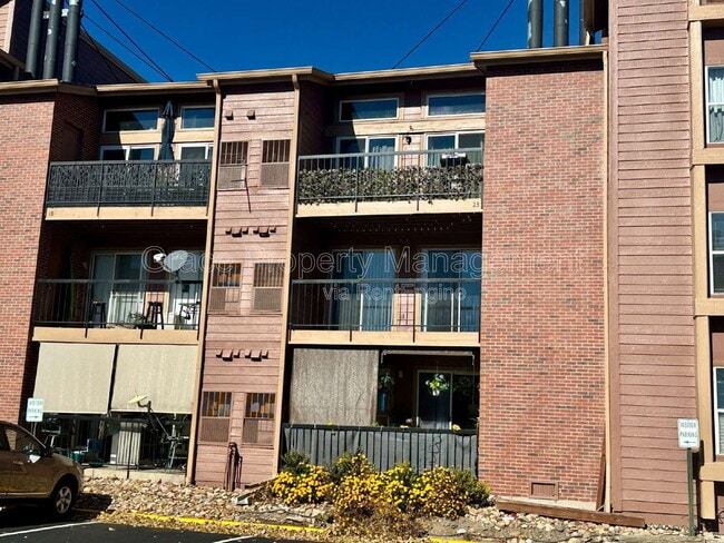 Building Photo - 4899 S Dudley St