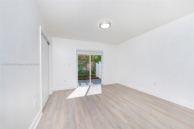 Building Photo - 3091 S Le Jeune Rd