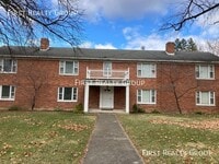 Building Photo - 2901 Grand Ave