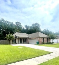 Building Photo - Charming 3 Bedroom 2 Bath home for Rent