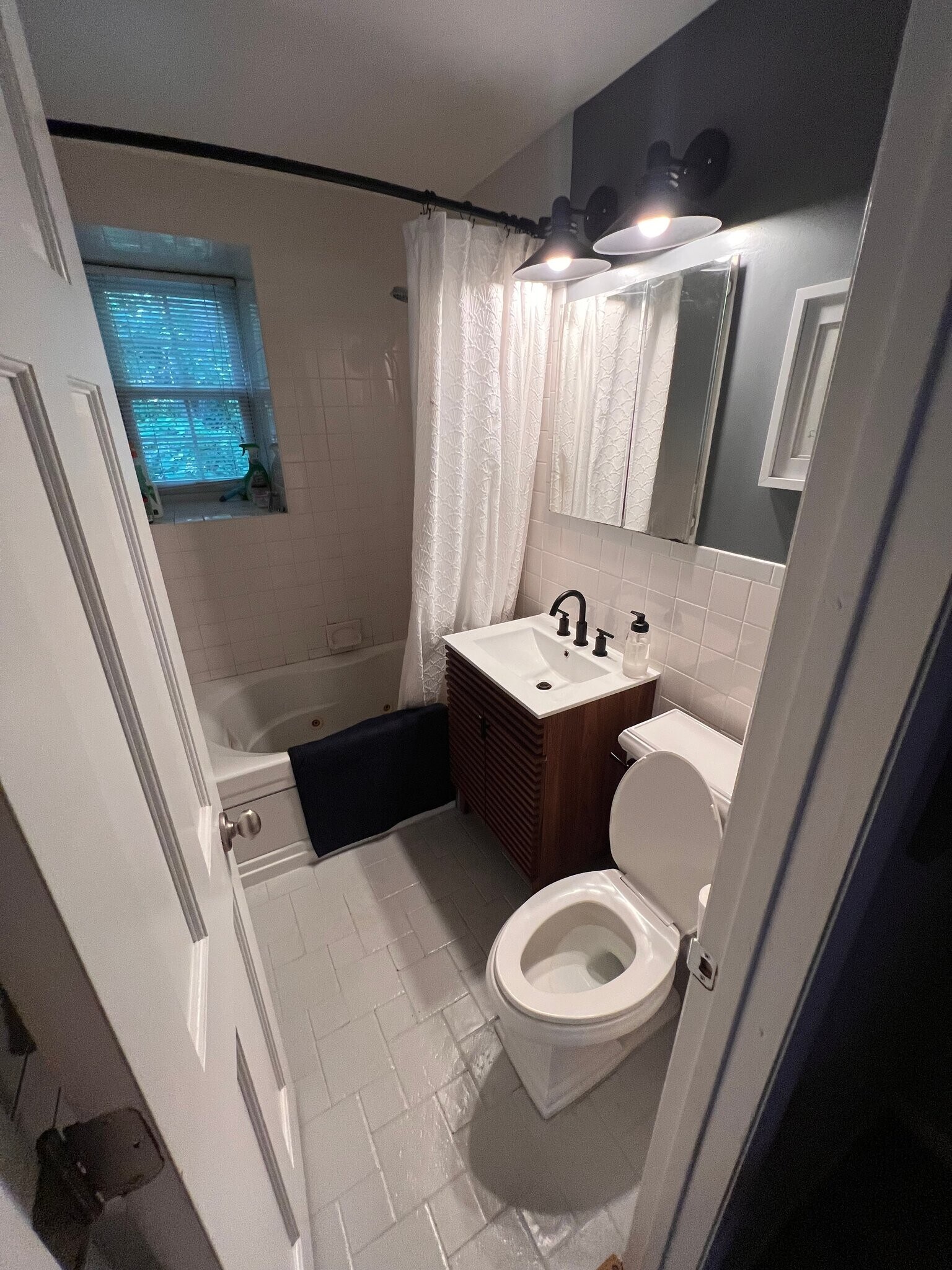 Building Photo - 4659 28th Rd S