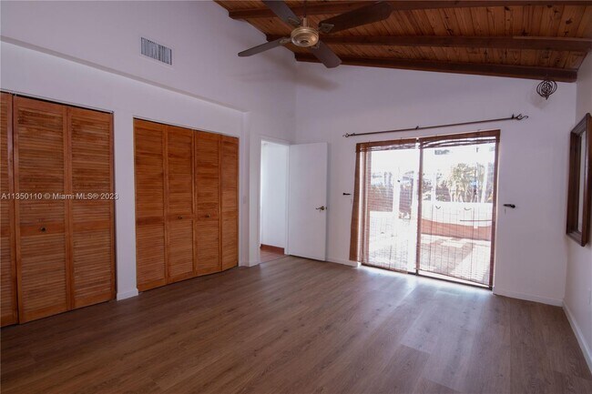 Building Photo - 12800 SW 104th Terrace