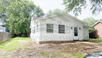 Building Photo - Madison Ranch Home
