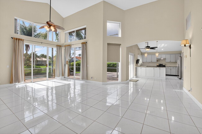 Building Photo - 9336 Water Course Way