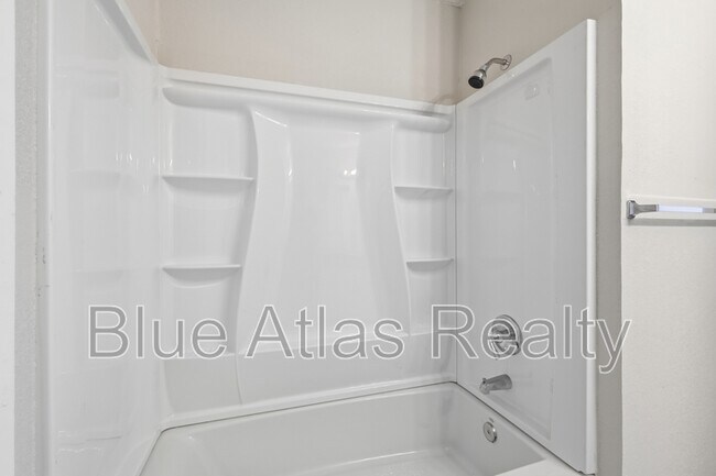 Building Photo - 3828 Coates Cir
