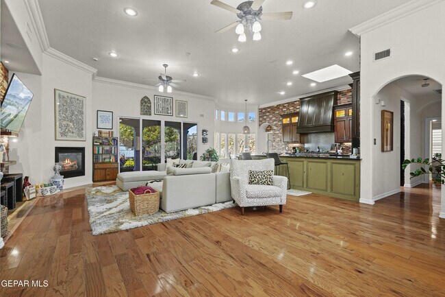 Building Photo - 1405 Cloud Ridge Dr