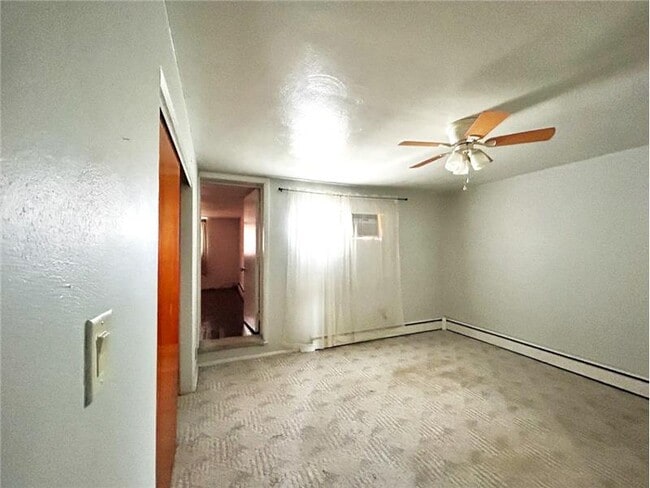 Building Photo - 301 Martin Ave