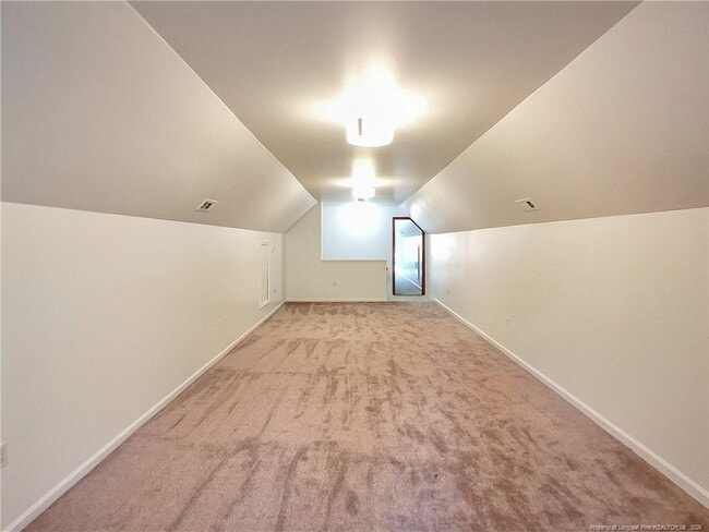 Building Photo - 9310 Creek Path Pl