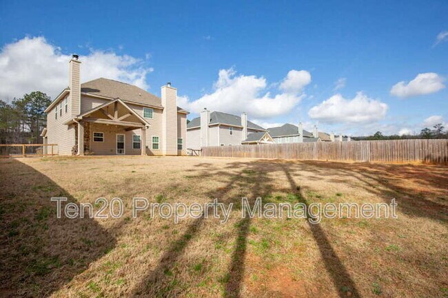 Building Photo - 122 Cedar Wy