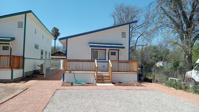 Primary Photo - Newer home in Old Town Cottonwood 2 Bed 1 ...