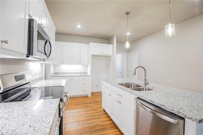 Building Photo - 1041 Seaborn Way