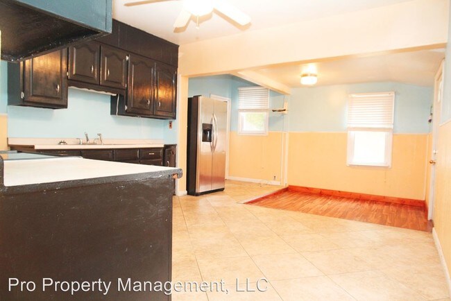 Building Photo - 3 br, 2 bath House - 137 Eastern Street