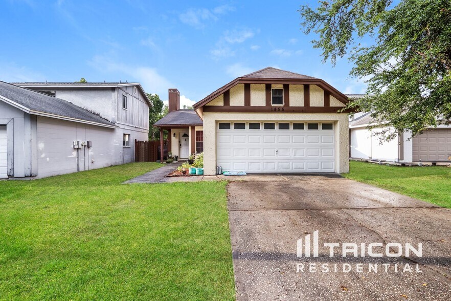Primary Photo - 1455 Marigold Dr