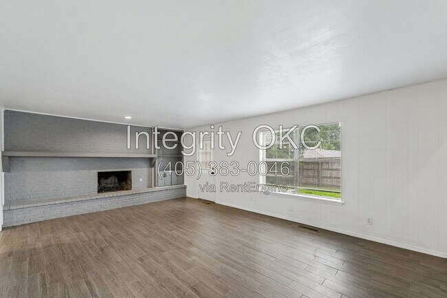 Building Photo - 8514 Candlewood Dr