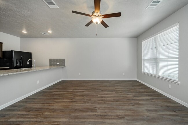 Building Photo - 1129 Trellis Pass
