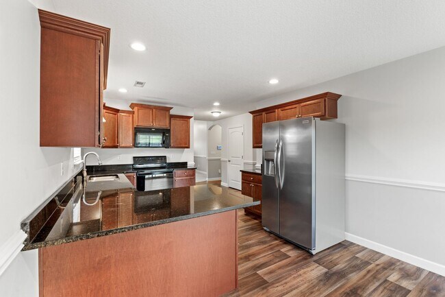 Building Photo - 3 BR, 2 BA 2-Car Garage Modern Ranch Livin...