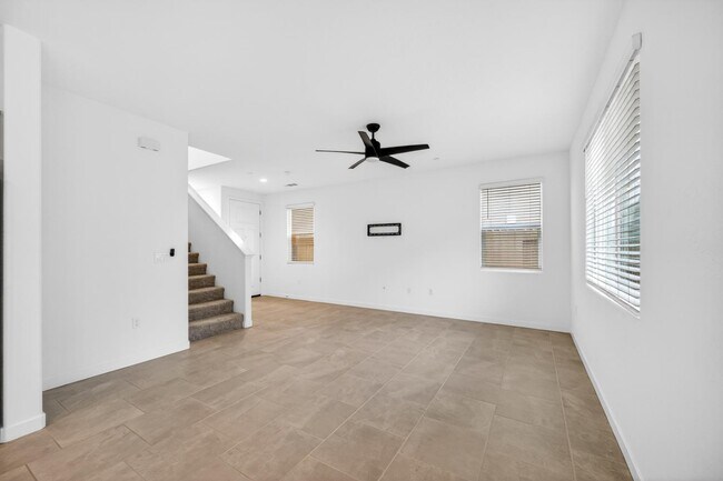 Building Photo - 317 Talus Wy S