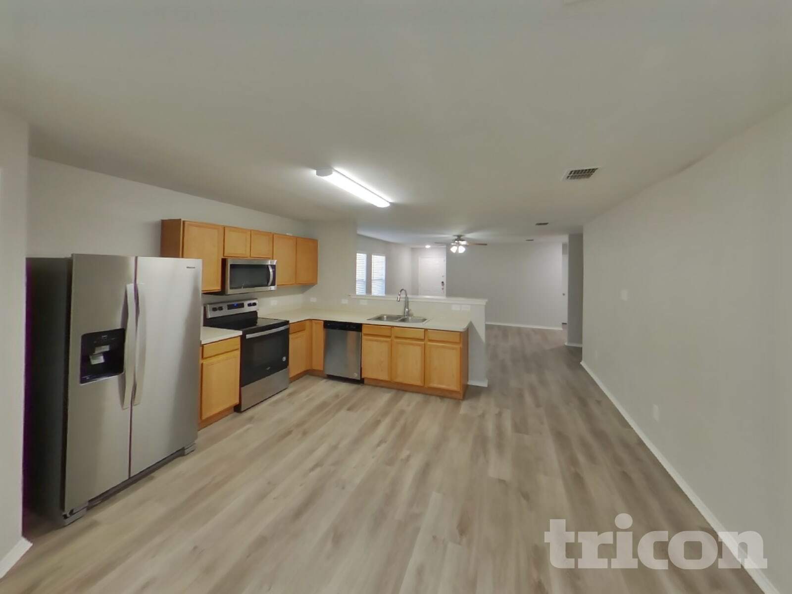 Building Photo - 439 Eisenhower Ln