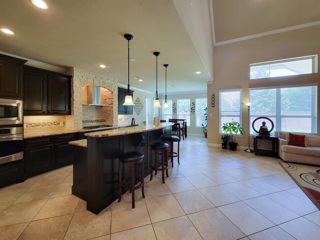 Building Photo - 715 Charleston Heights Ln