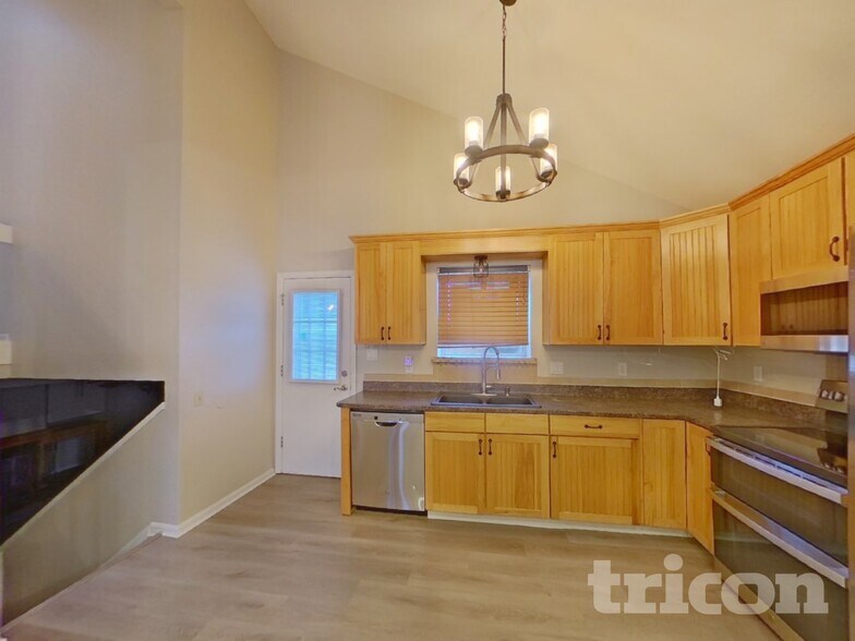 Building Photo - 3469 Hunterwood Dr