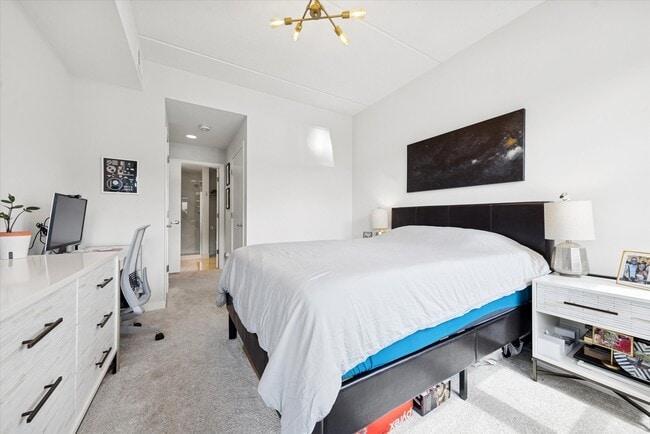 Building Photo - 1515 N Wells St