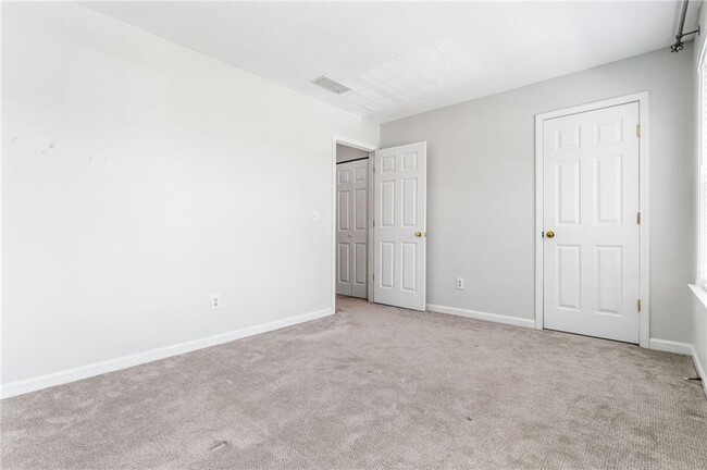 Building Photo - 1681 Heyford Cir NW