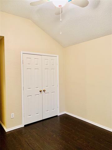 Building Photo - 2921 Lake Valley Dr