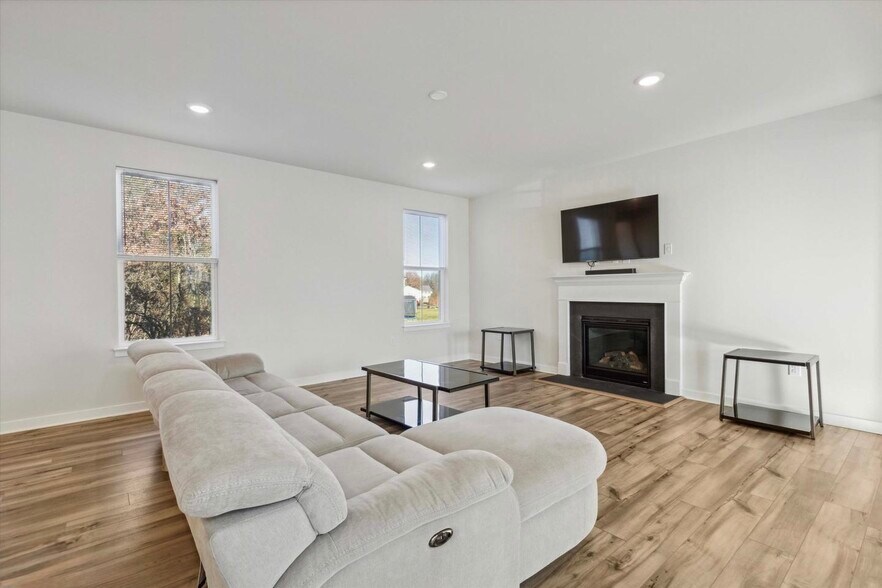 Building Photo - 1137 Mariwill Dr