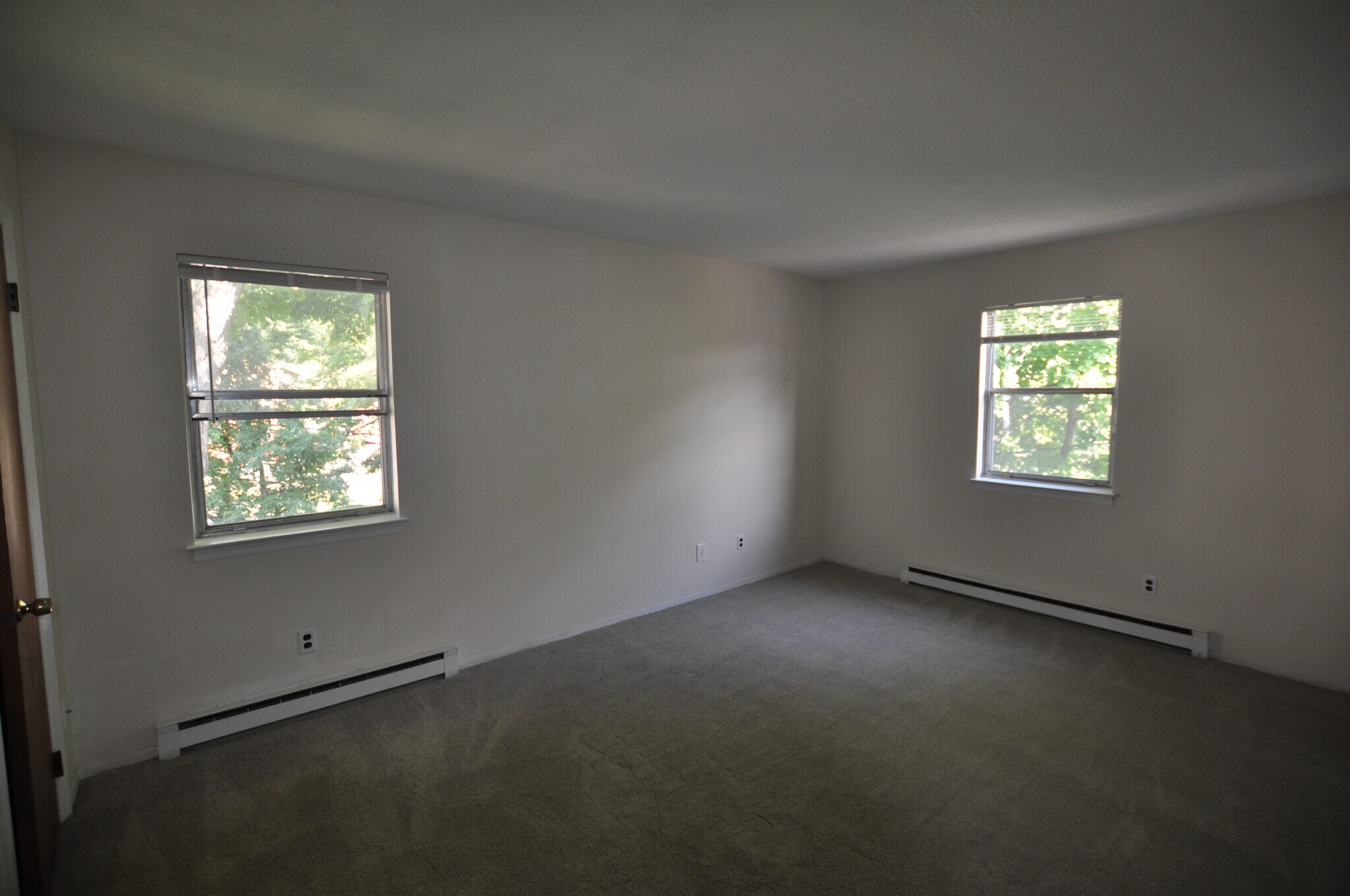 Building Photo - 2 Fairfield Ave