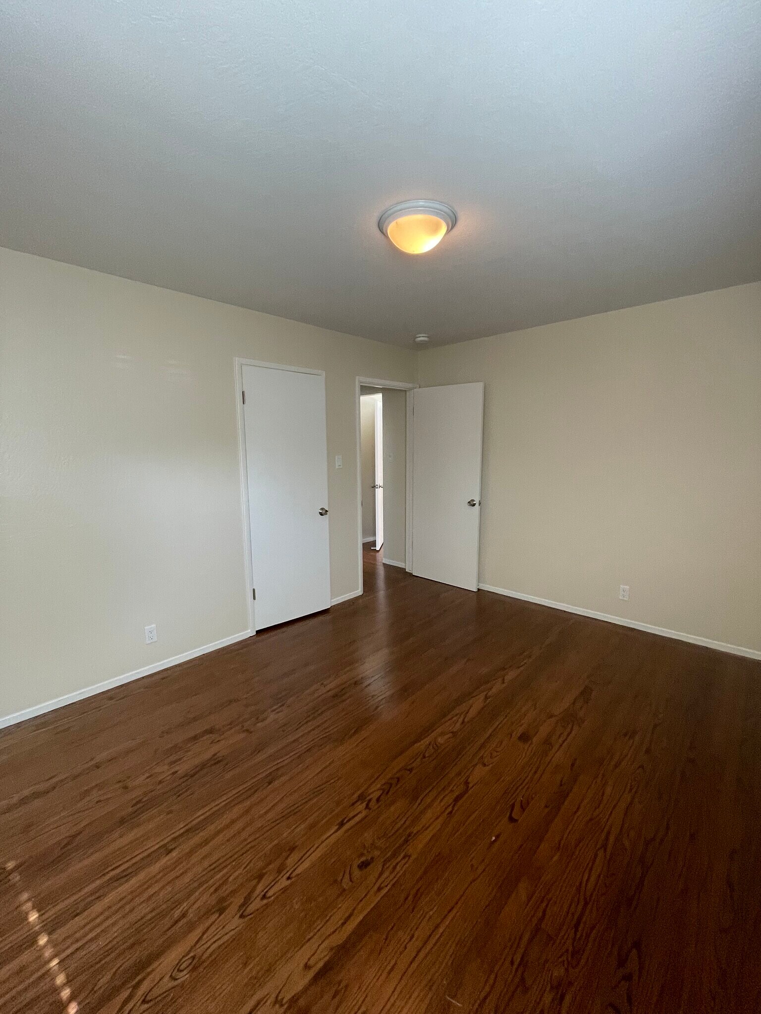 1st bedroom - 2934 Brookdale Ave