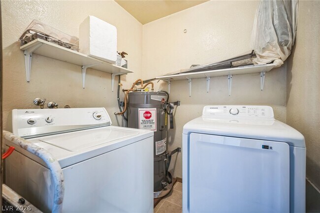 Building Photo - 2654 Bryandouglas Dr