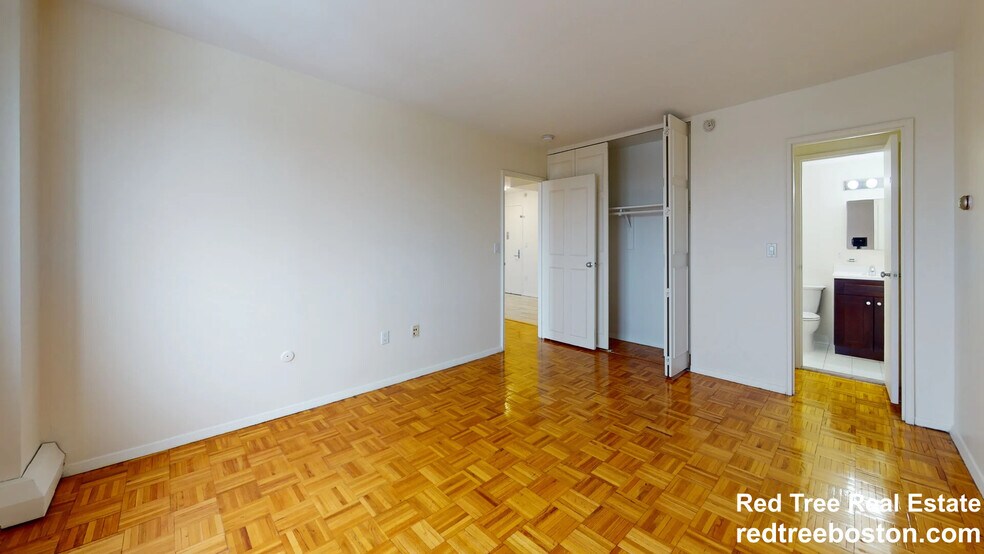 Building Photo - 175 Freeman St