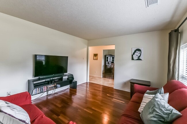 Building Photo - 22314 Rangeview Dr