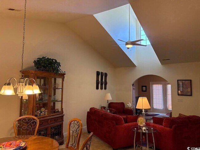 Building Photo - 991 Wrigley Dr