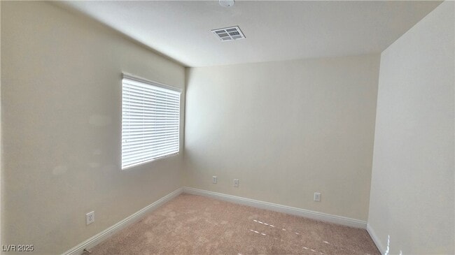 Building Photo - 9351 Pinewood Ridge St