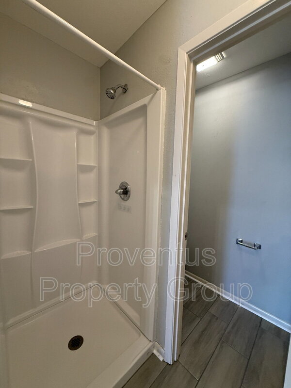 Building Photo - 1330 Pinnacle Dr