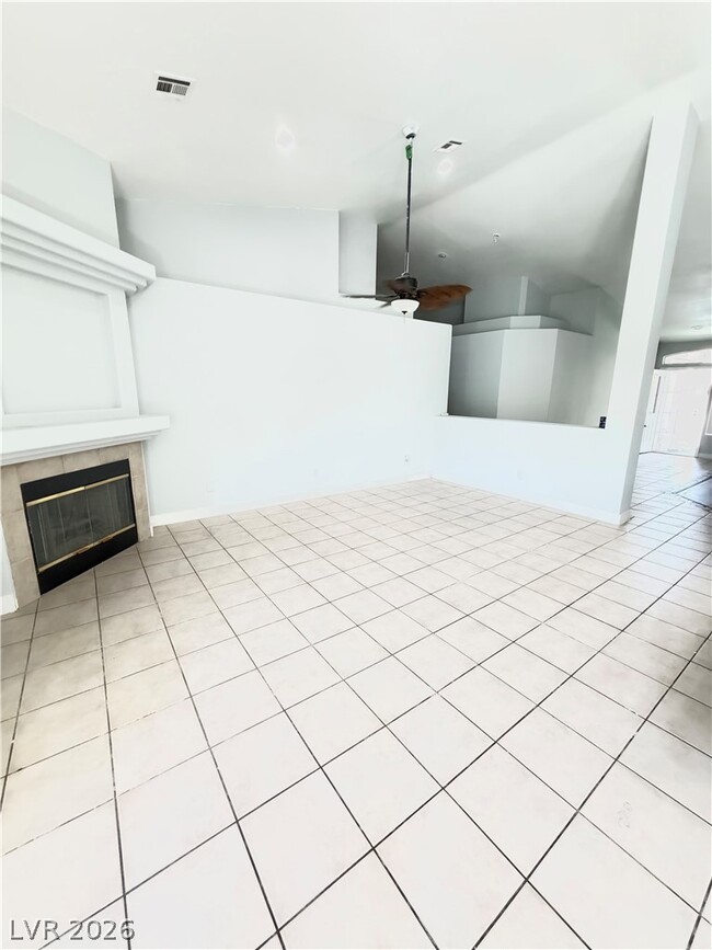 Building Photo - 2763 Chokecherry Ave