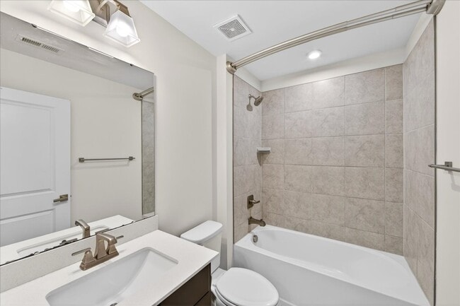 Building Photo - 530 Billingsley Rd