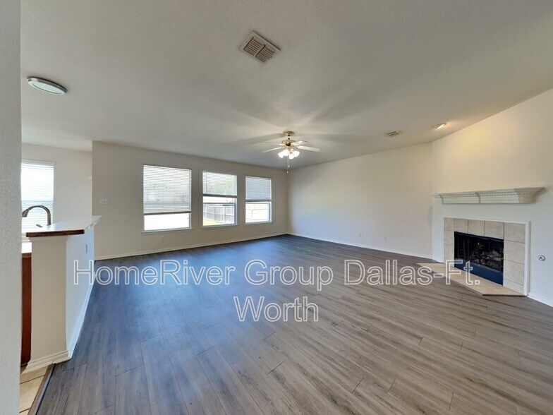 Building Photo - 803 Dover Park Trail