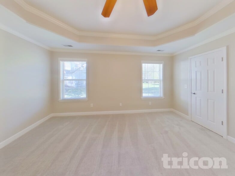 Building Photo - 2905 Haddox Pl