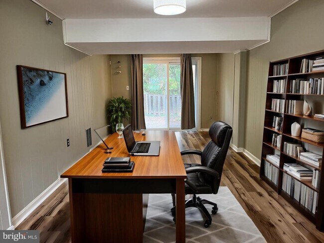 Building Photo - 3 Prairie Rose Ln