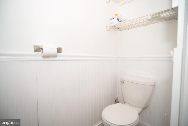 Building Photo - 346 Thornridge Dr