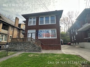 Building Photo - 842 E Mitchell Ave